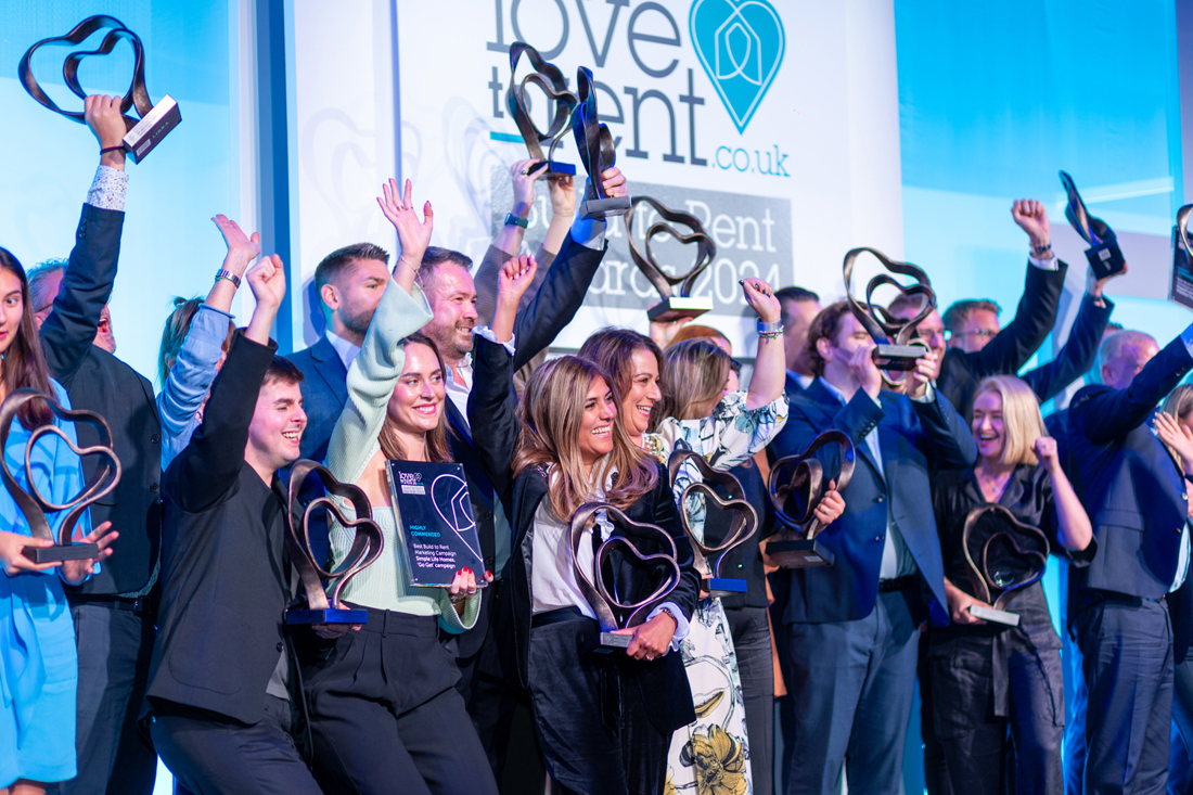 Lowres\391 Lowres Lovetorent 2024 Awards 393